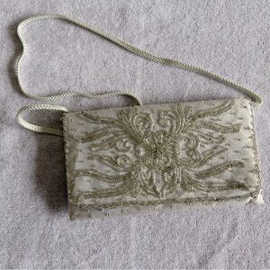 Vintage Silver & White Beaded Clutch La Regale